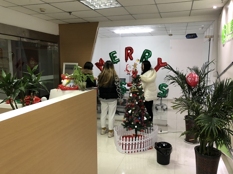 圣誕快樂！聚搜網即將迎接新的一年